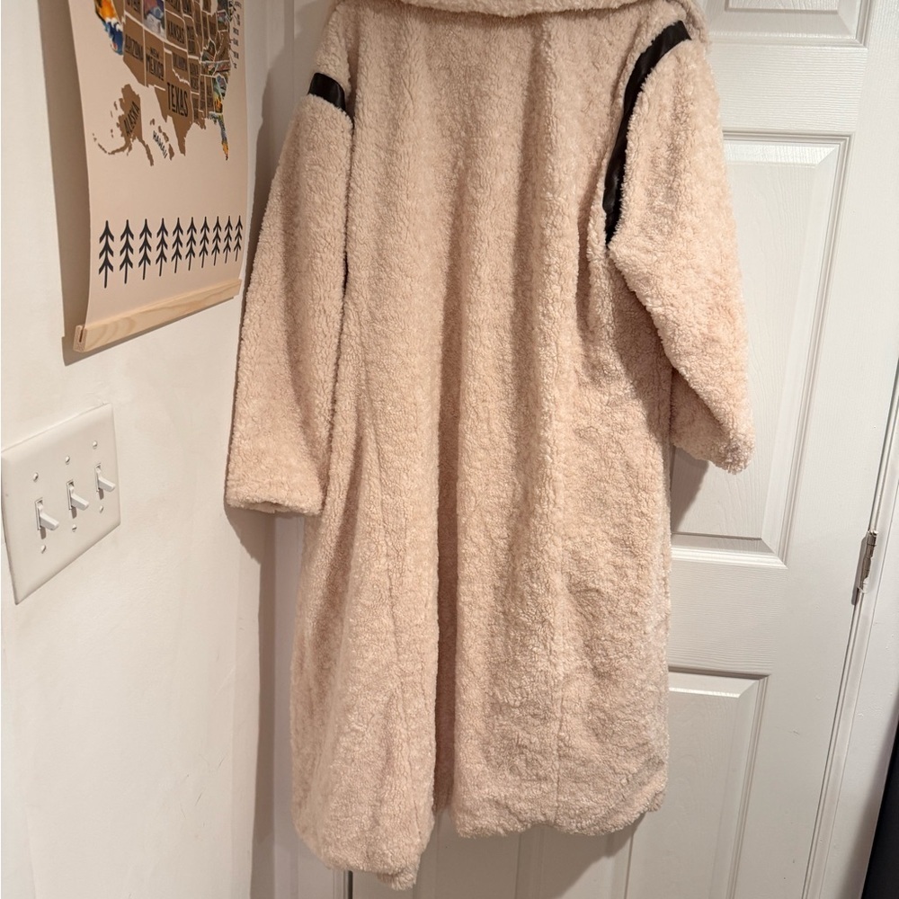 Xolani Faux Leather Patch Sherpa Coat - Picture 6 of 10